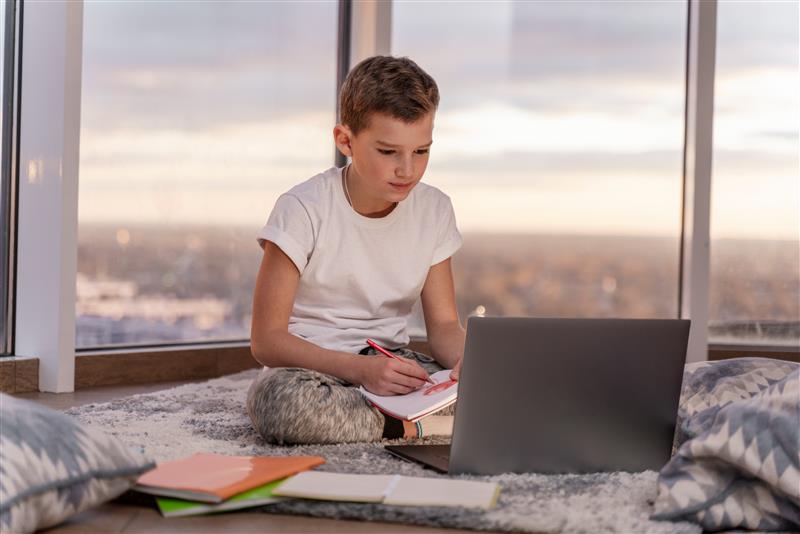 online education UK flexible learning environment